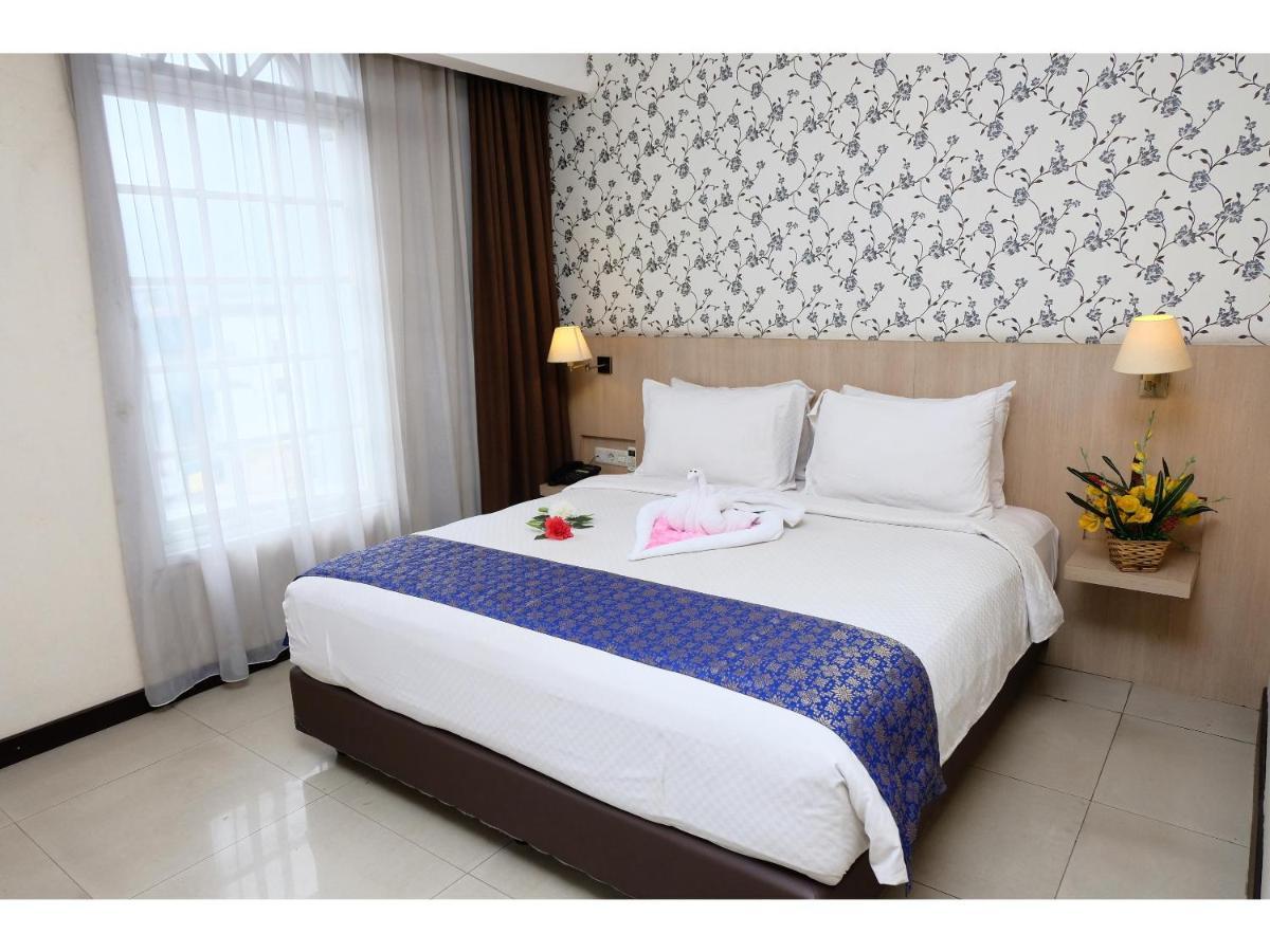 Rio City Hotel Палембанг Экстерьер фото